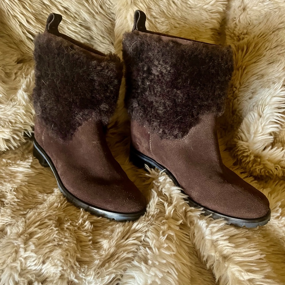 Kate Spade suede boots with faux fur.